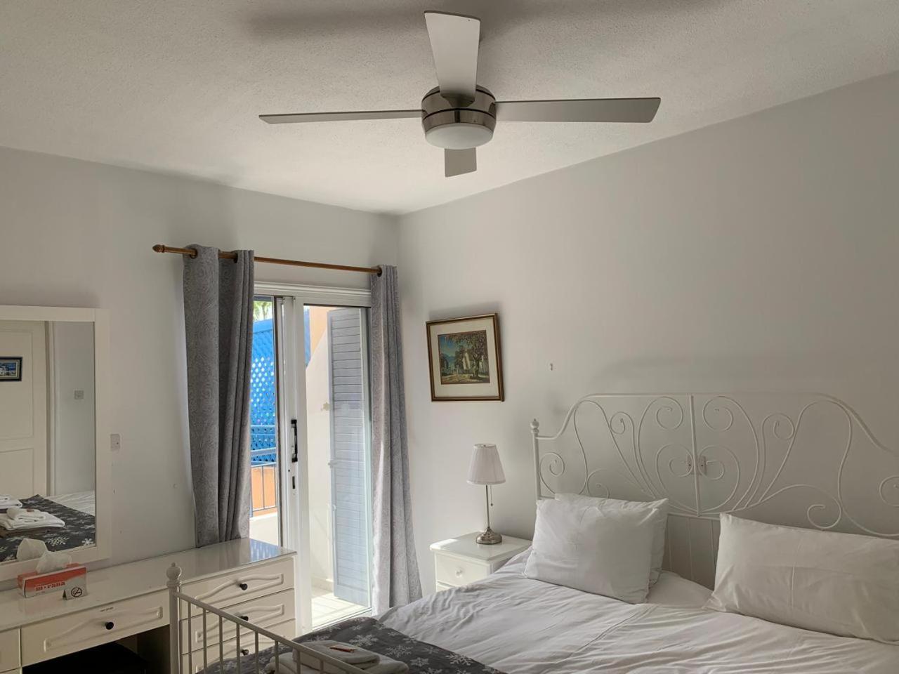 King'S Palace - Spacious 2 Bed, 2 Bath With Sea And Pool Views Paphos Eksteriør bilde