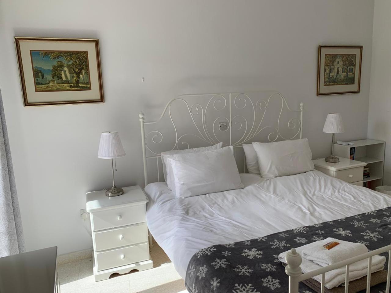 King'S Palace - Spacious 2 Bed, 2 Bath With Sea And Pool Views Paphos Eksteriør bilde